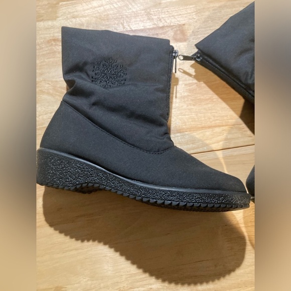 Toe Warmers black boots size 7 1/2 in EUC No signs of wear. Made in Canada 🇨🇦 - Picture 11 of 11